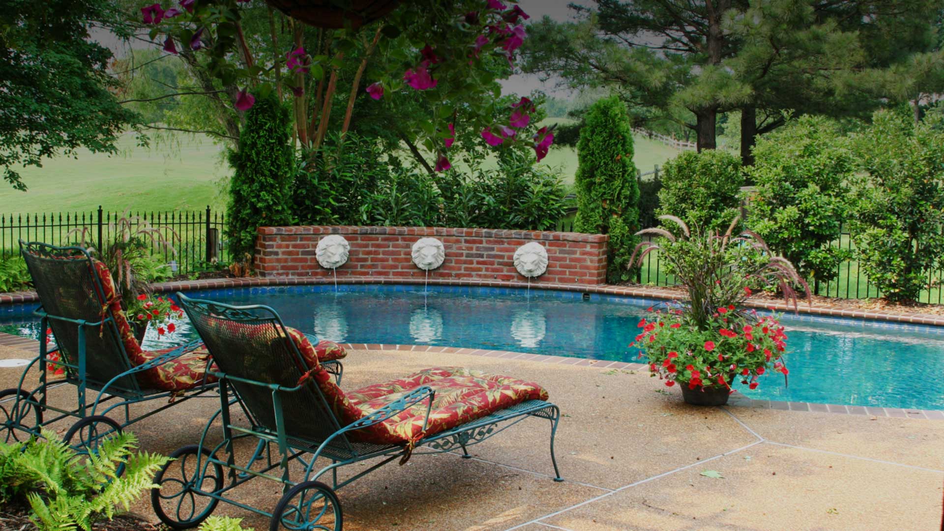 custom pool design by richway