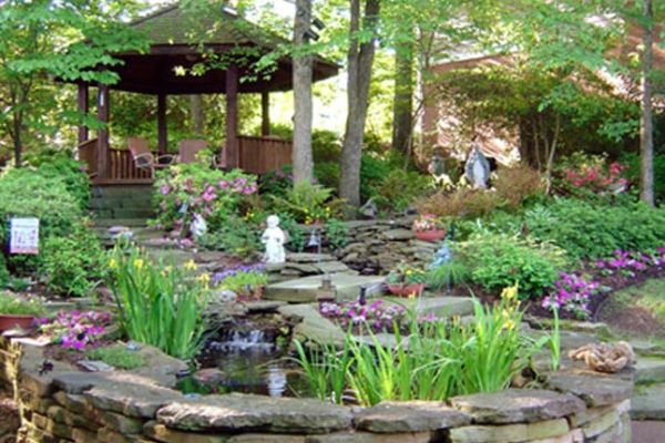 lavish-landscape-design-gazebo