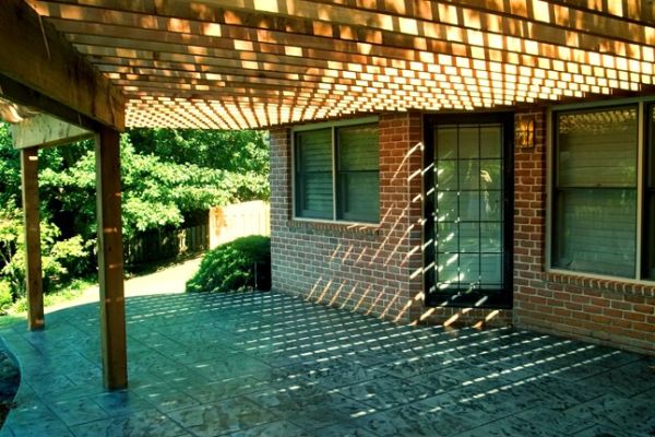 porch-with-wood-slittled-roof